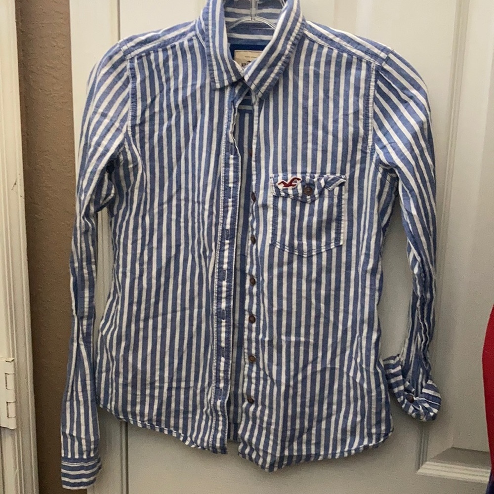 FINAL MARKDOWN Ladies hollister Blouse extra small